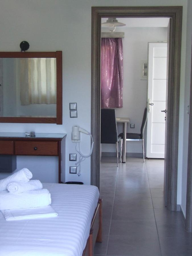 Perivoli Tessa'S Apartment Parga Bagian luar foto