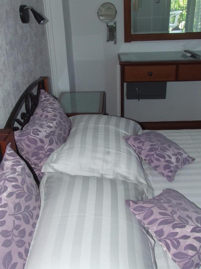 Perivoli Tessa'S Apartment Parga Bagian luar foto