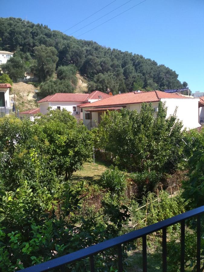 Perivoli Tessa'S Apartment Parga Bagian luar foto